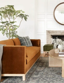 Kristina Pillow -Home Furnishings 20200311 GINNYMACDONALD1484 seemADD