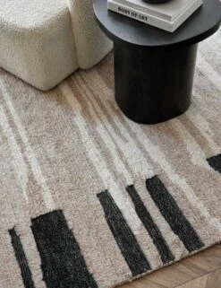 Gareth Rug -Home Furnishings 20210630 STYLEDIn Studio10949 915e410f 5b6d 4632 8e53 87c625d7f7c2