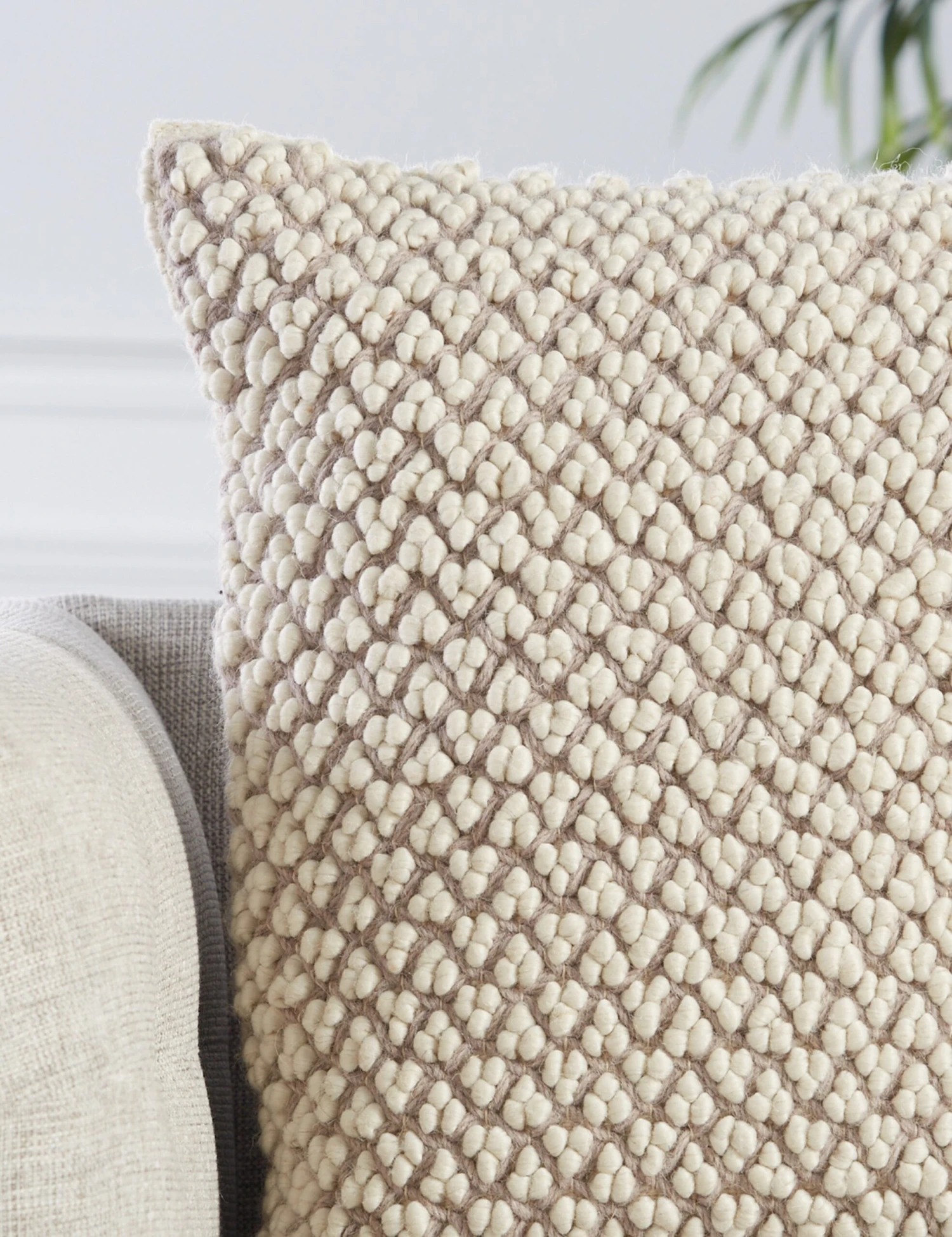 Luan Pillow 8 Luan Pillow - Image 8