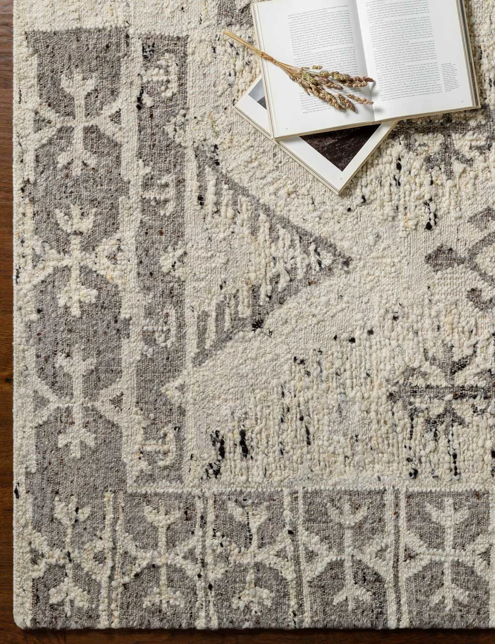 Ang Rug 2 Ang Rug - Image 2