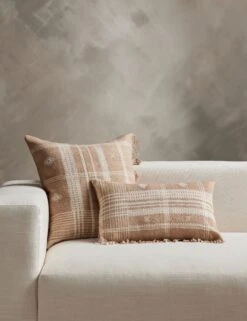 Kavia Pillow -Home Furnishings CourseSilkPillow 0829 SITECROP 2 9b05682c 1eed 4a63 859a d598053f57e3