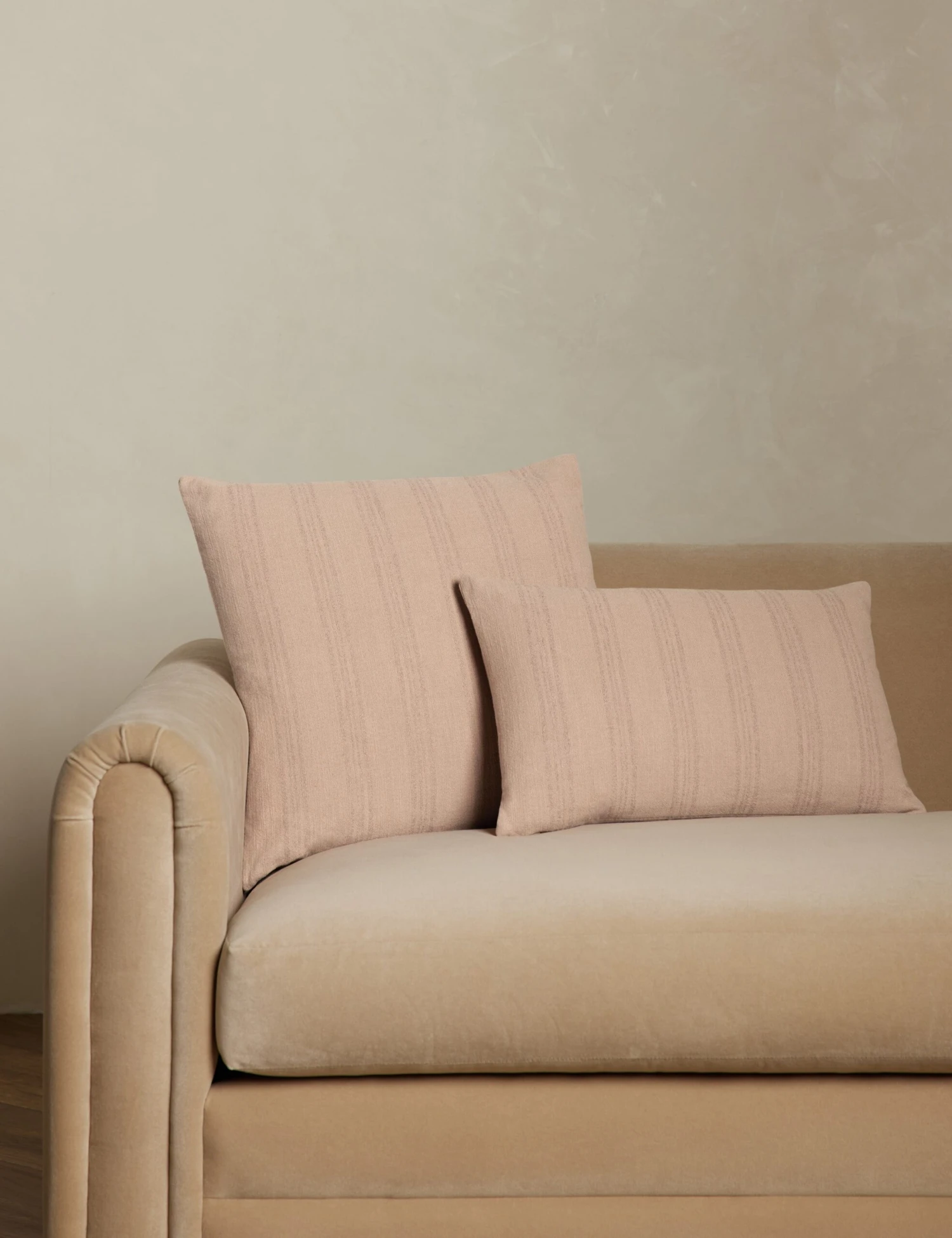 Lan Pillow 16 Lan Pillow - Image 16