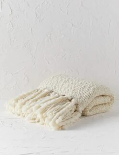 Olema Handwoven Throw -Home Furnishings OlemaHandwovenThrow Ivory A06517012 695 Product
