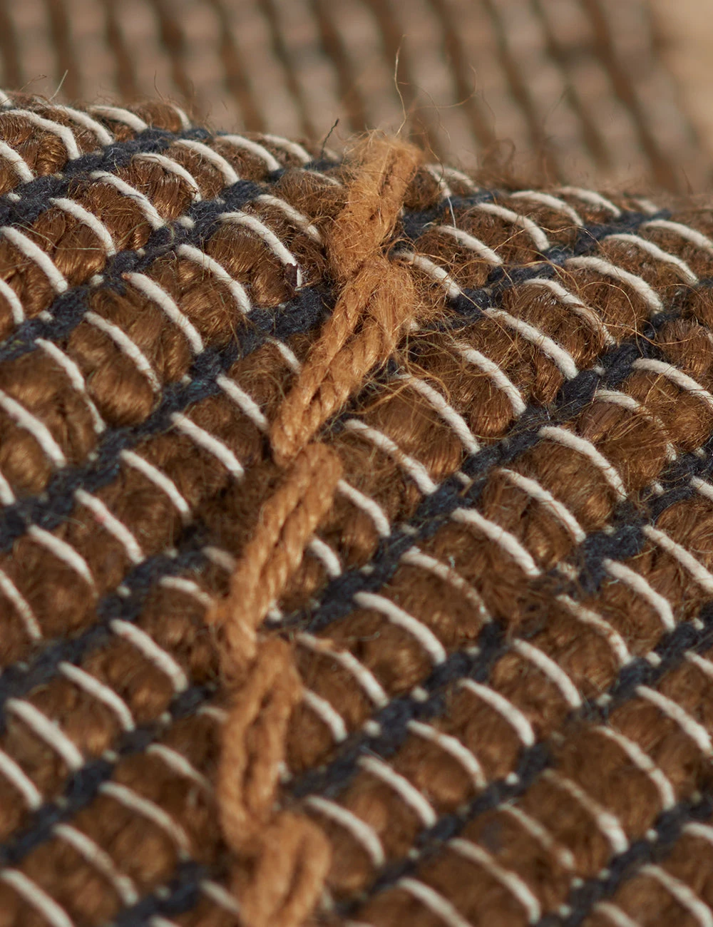 Lemieux Et Cie Mathieu Rug By Momeni 4 Lemieux Et Cie Mathieu Rug By Momeni - Image 4