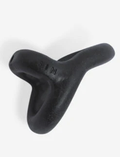 Olo Wall Hook By SIN Ceramics 20 Olo Wall Hook By SIN Ceramics -Home Furnishings SinCeramicsOloWallHook Black 5224