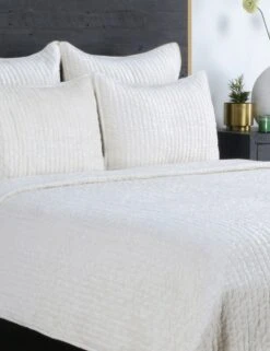 Giulia Sham -Home Furnishings V160014 1